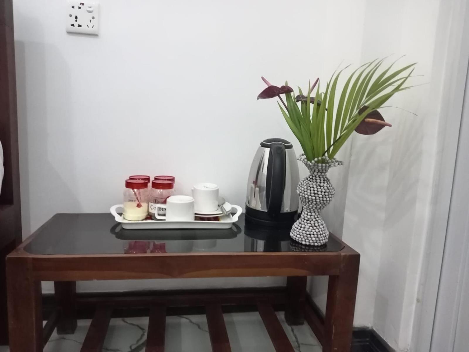 Nine Arch Corner Apartment Ella Bagian luar foto